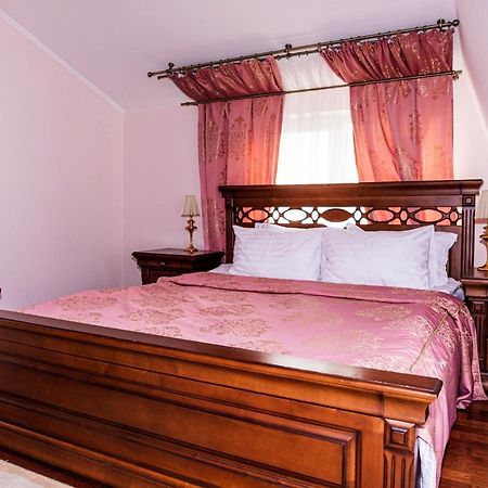 Olymp Hotel Uzhhorod Luaran gambar