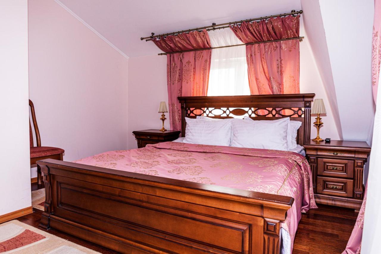 Olymp Hotel Uzhhorod Luaran gambar