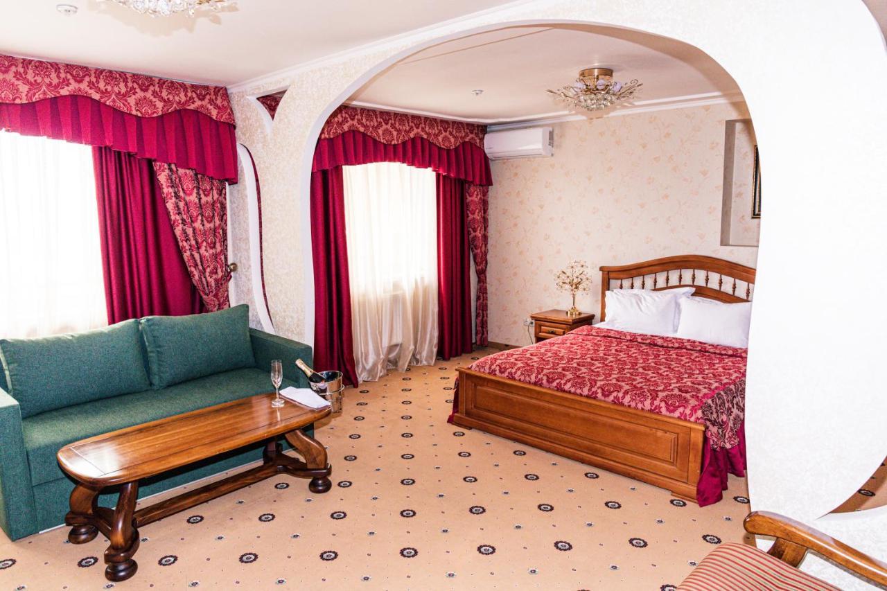 Olymp Hotel Uzhhorod Luaran gambar