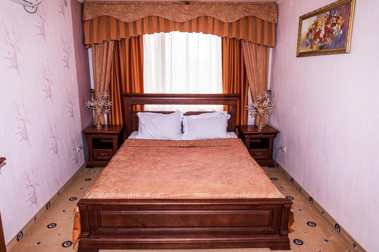 Olymp Hotel Uzhhorod Luaran gambar