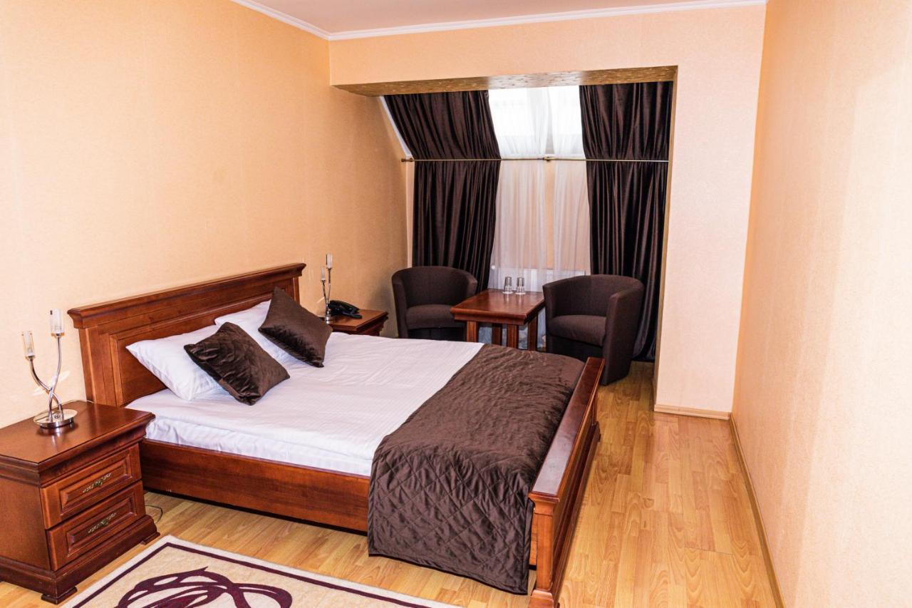 Olymp Hotel Uzhhorod Luaran gambar